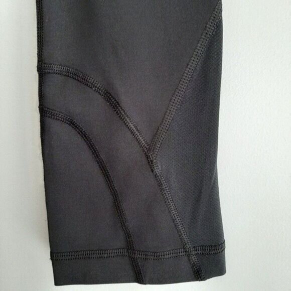 LULULEMON Inspire Crop II 2 Luxtreme Black Tight Athletic Leggings Sz 4 - Picture 6 of 14